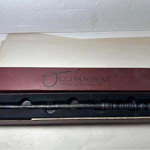 Universal Studios Olivanders interactive wand with map new